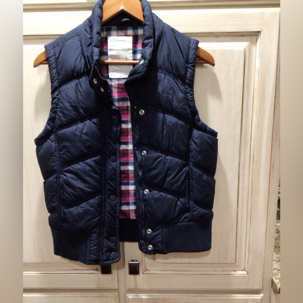 Aeropostale puffer navy plaid vest